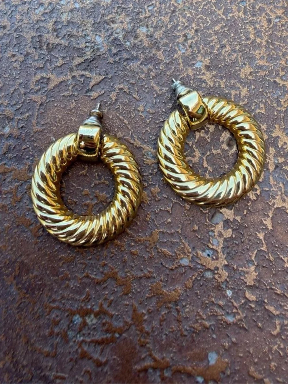 Vintage Gold plated twisted hoop costume jewelry earrings #chic #classy #timless
